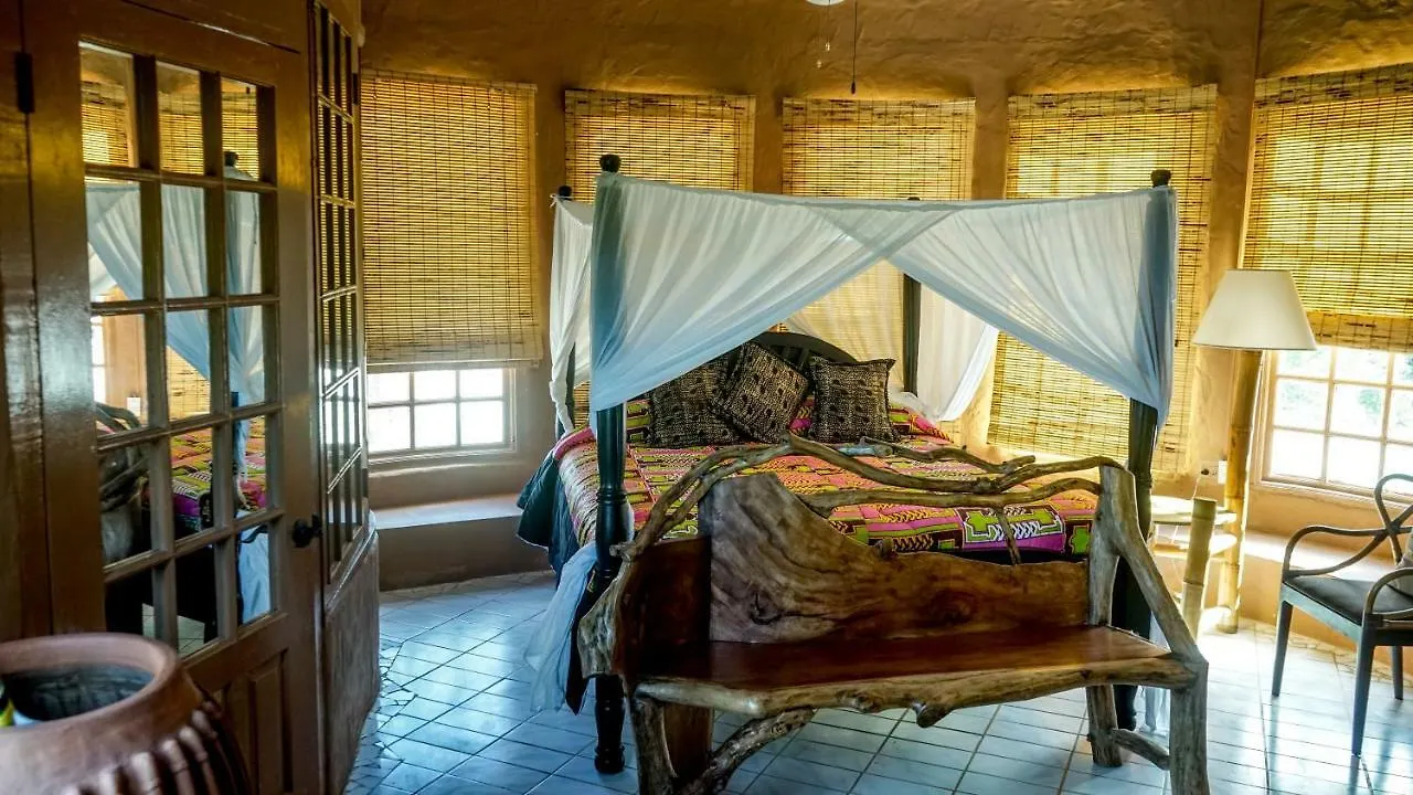Great Huts Villa Boston Bay